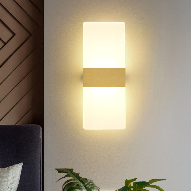 LumoFlex Multi-Mode Acrylic & Metal LED Wall Lamp - Gold media 4