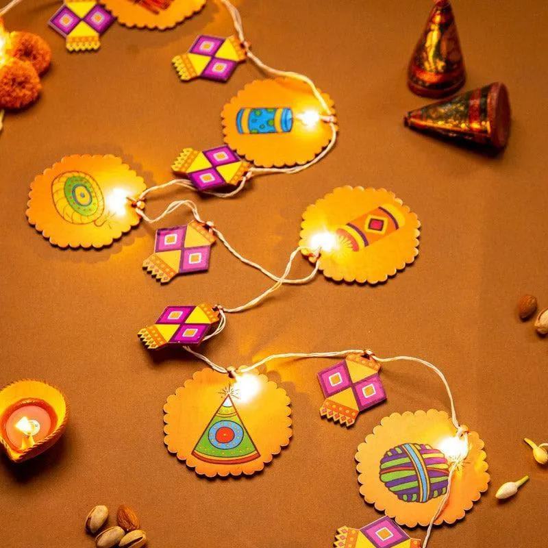 Cracker Fun Festive Toran media 4
