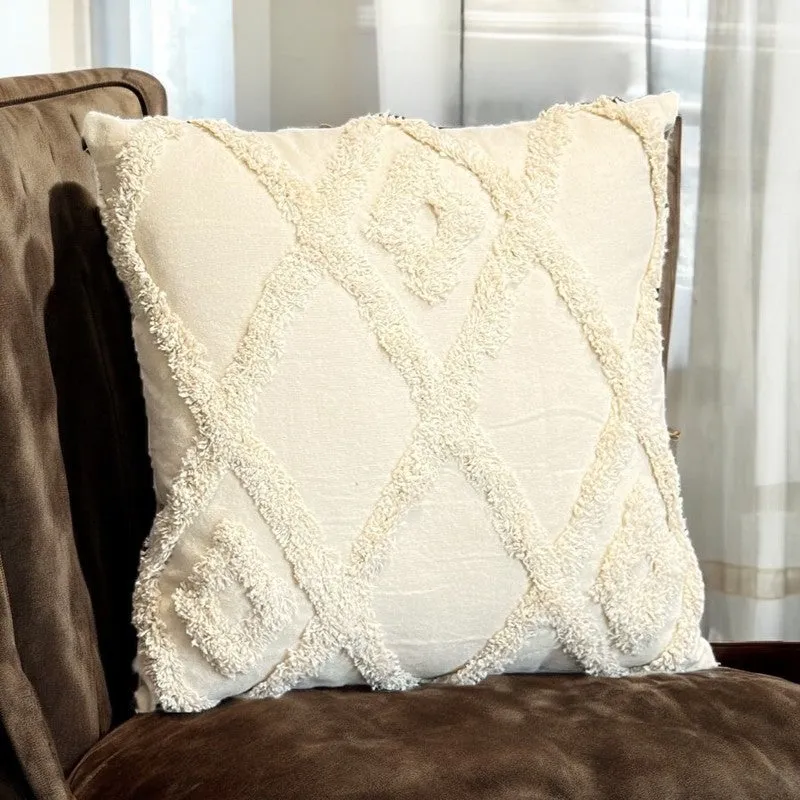 Arvyn Lattice Cushion Cover media 3