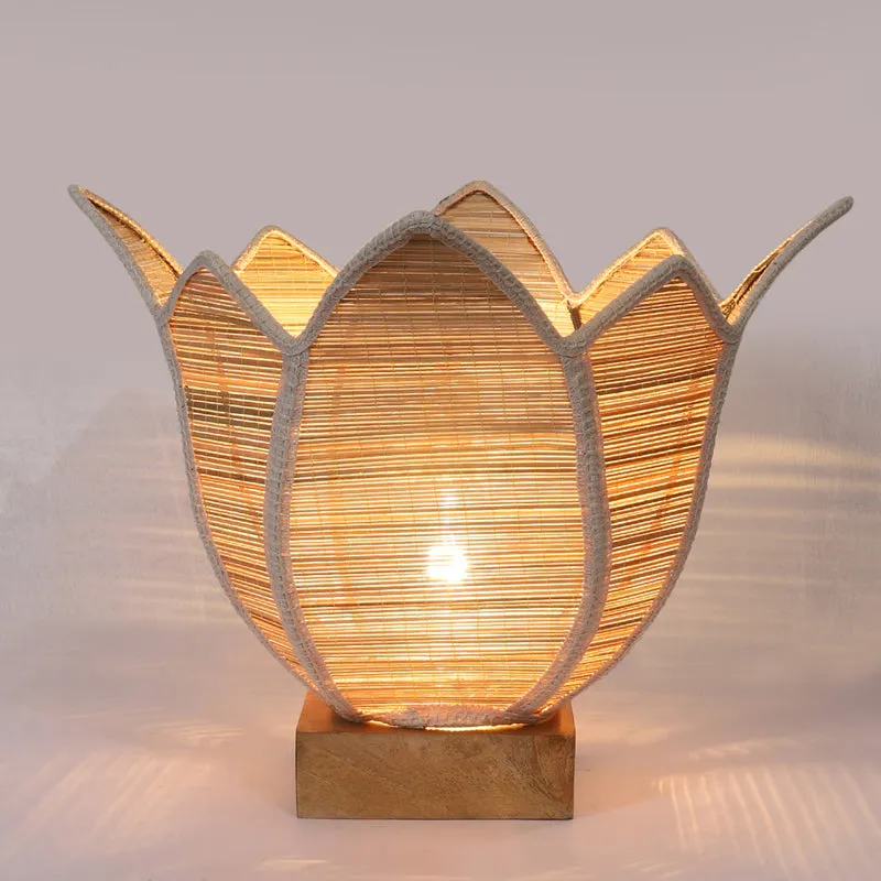 Ambrya Bamboo Petal Edge Table Lamp - Beige media 4