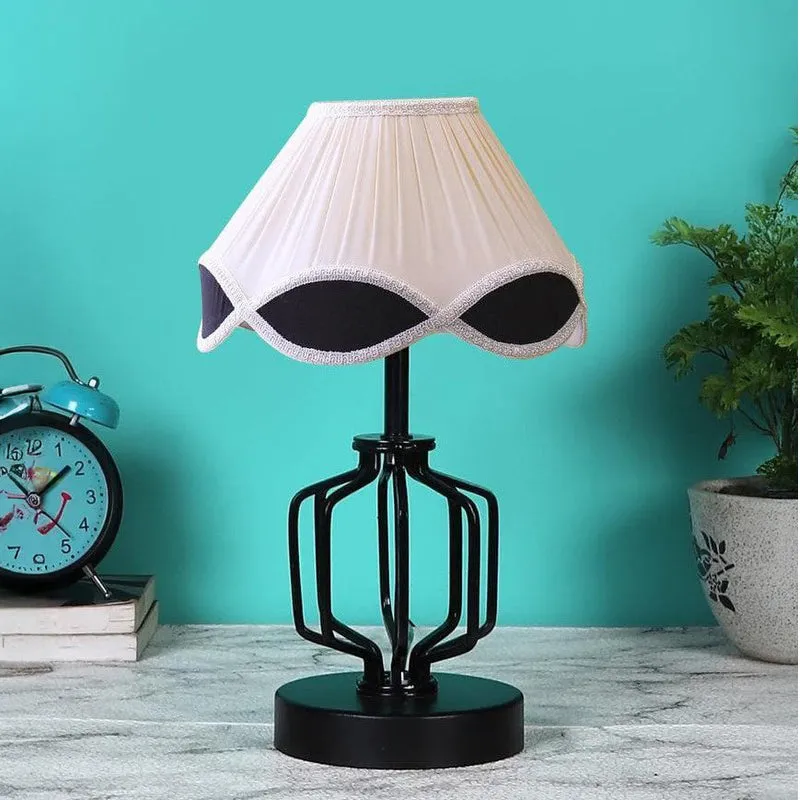 Retro Metal & Fabric Table Lamp - White,Black media 3