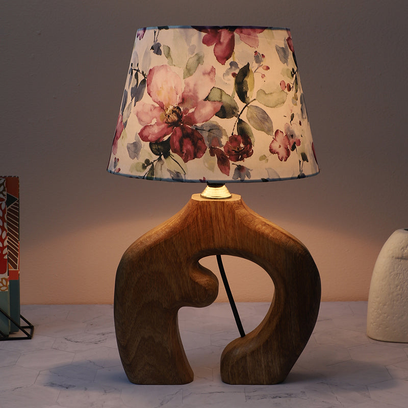 Lumikko Stag Printed Mango Wood Table Lamp - Multicolor