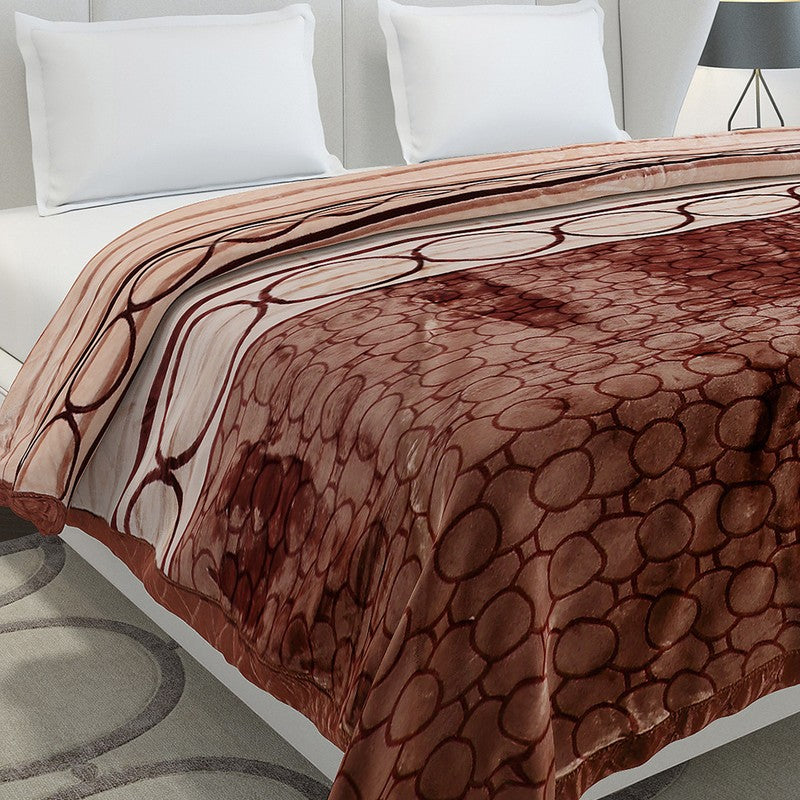 Monte Carlo Cocoa Swirl Blanket - 720 GSM media 4