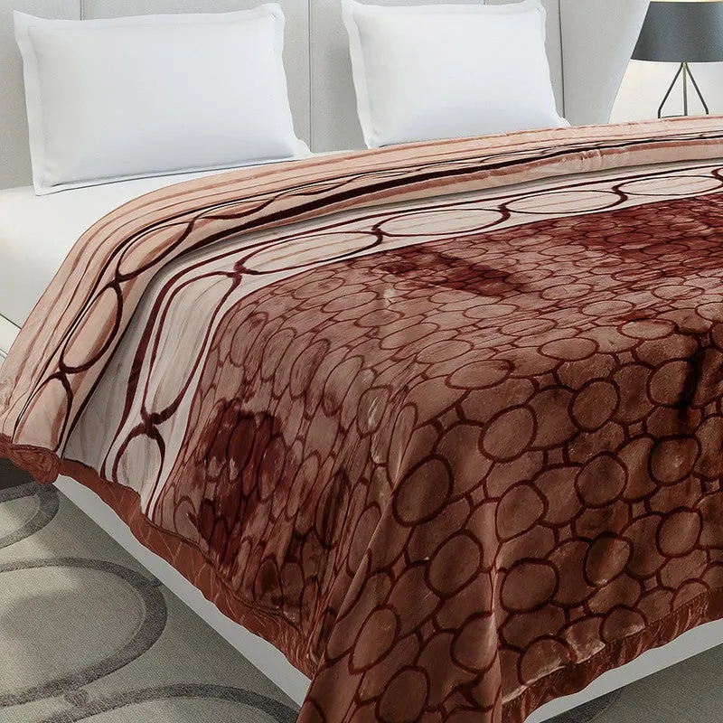 Monte Carlo Cocoa Swirl Blanket - 720 GSM media 4
