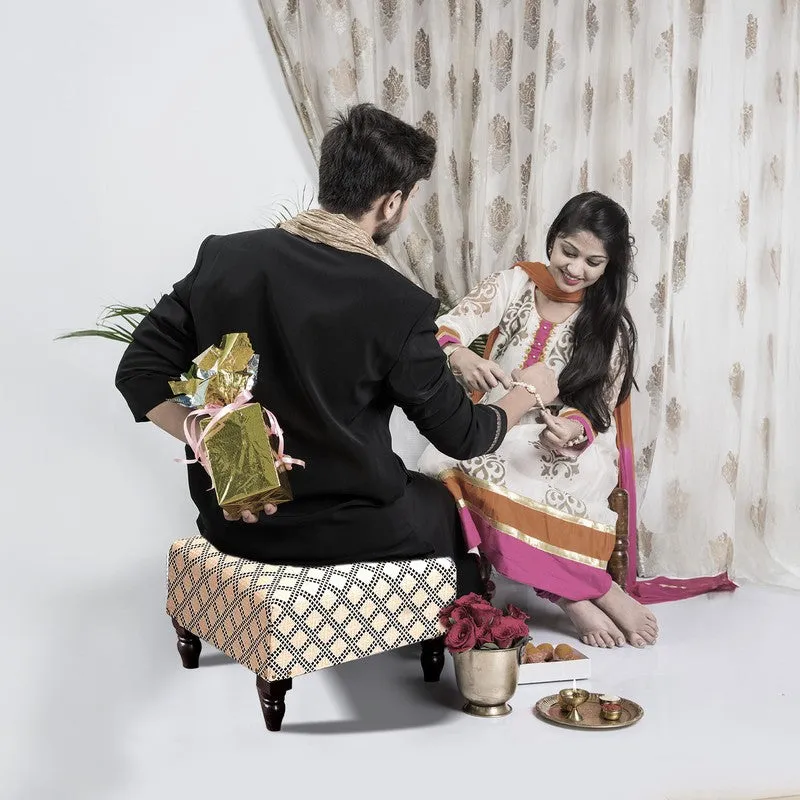 Piro Wooden Stool media 4