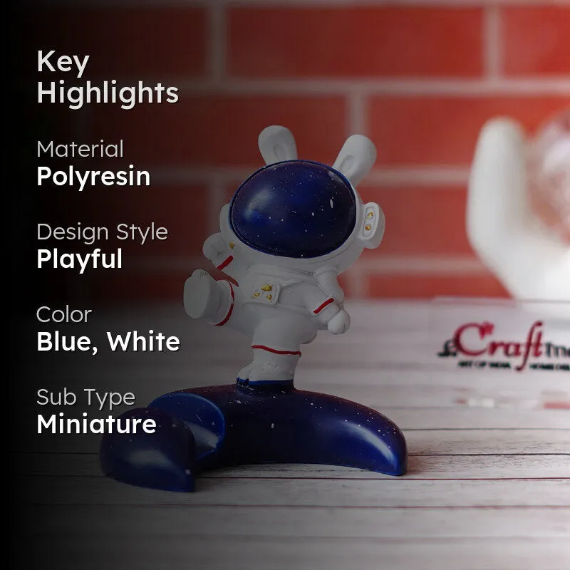 Baby Astronaut Showpiece media 2