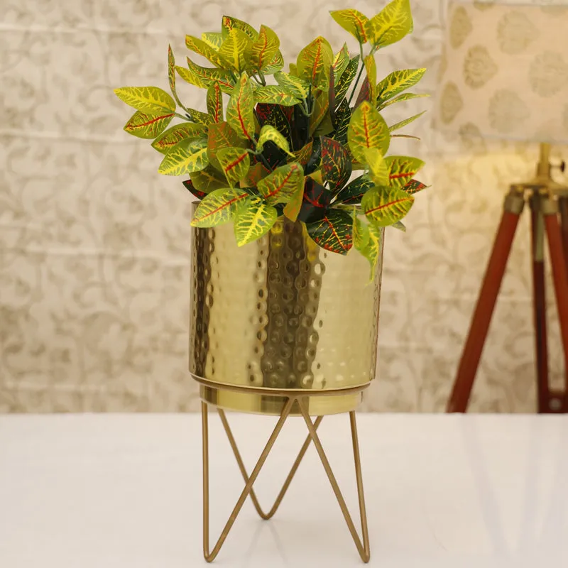 Teodora Hammered Planter - Gold media 2