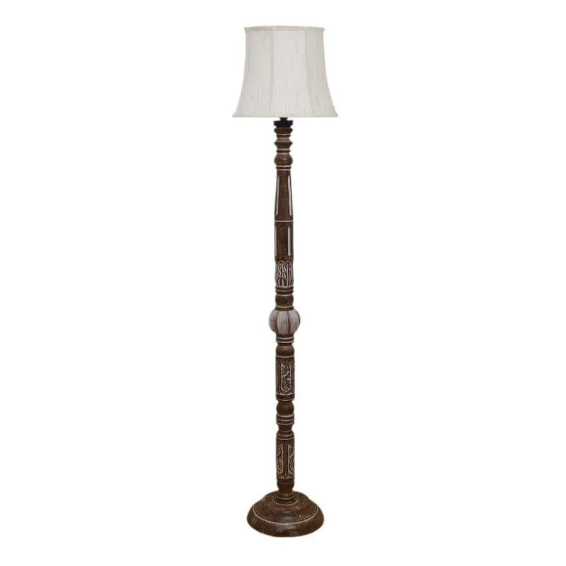 Colto Scallop Floor Lamp media 4