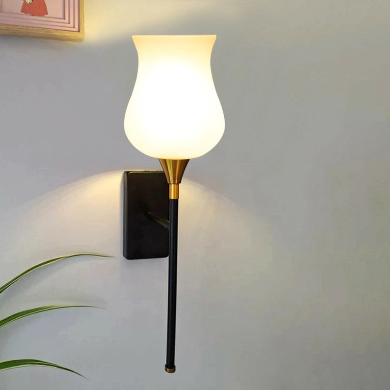 Zyvana Wall Lamp