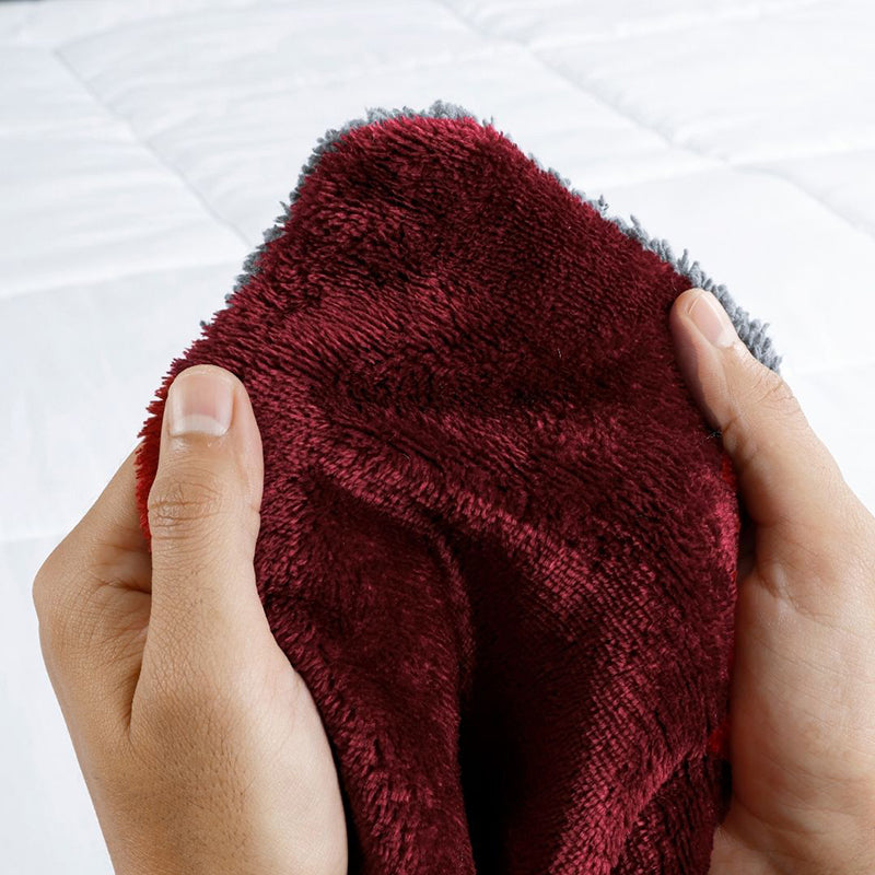 Casselle Reversible Blanket - Maroon media 4