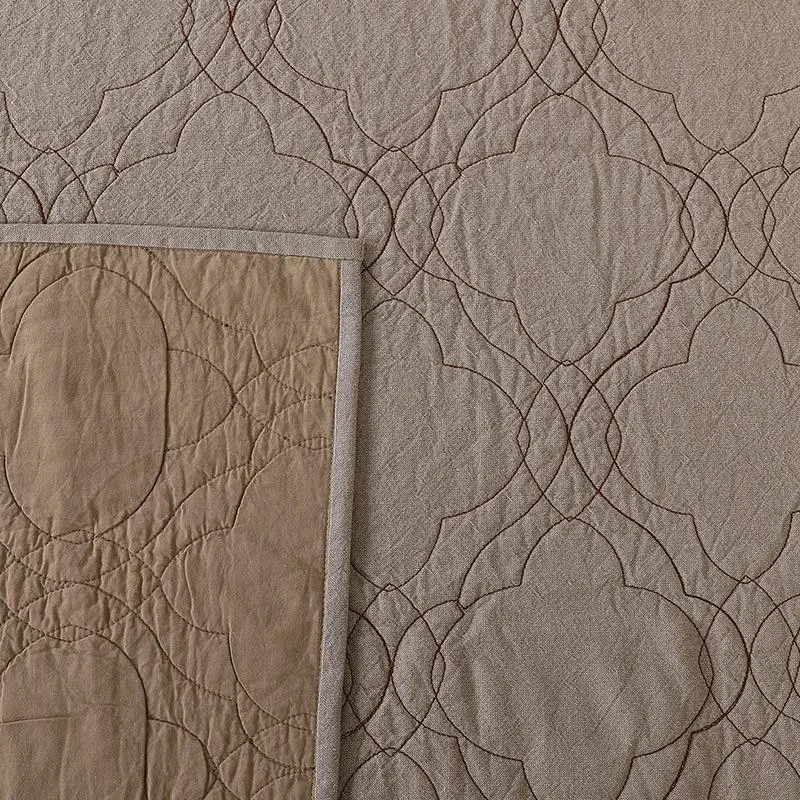 Sunbeam Weave Geometric Cotton Quilt - 250 GSM media 5