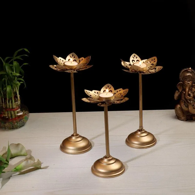Flora Flow Tealight Candle Holder - Set Of Three media 1