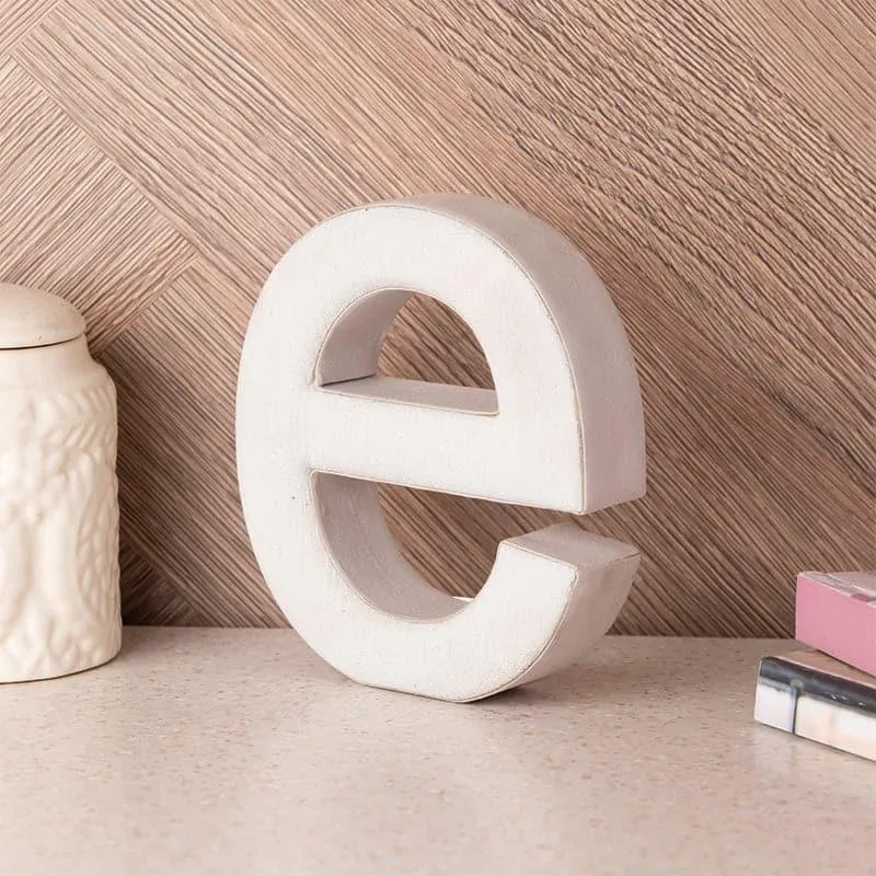 Alphabet E Showpiece media 1