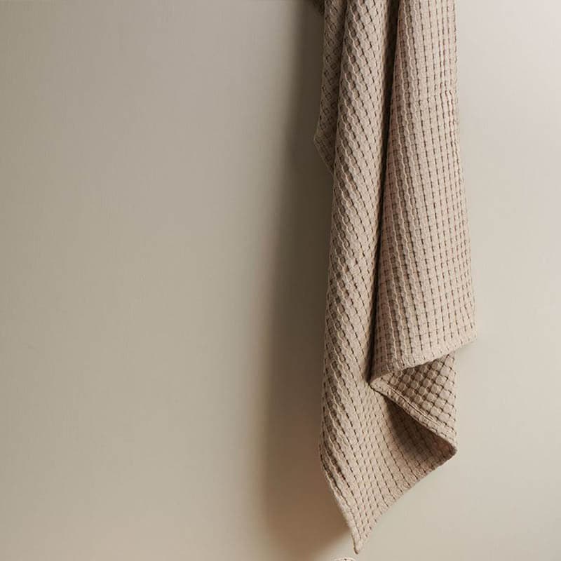 Beehive Bamboo Textured Waffle Bath Towel - Beige media 4