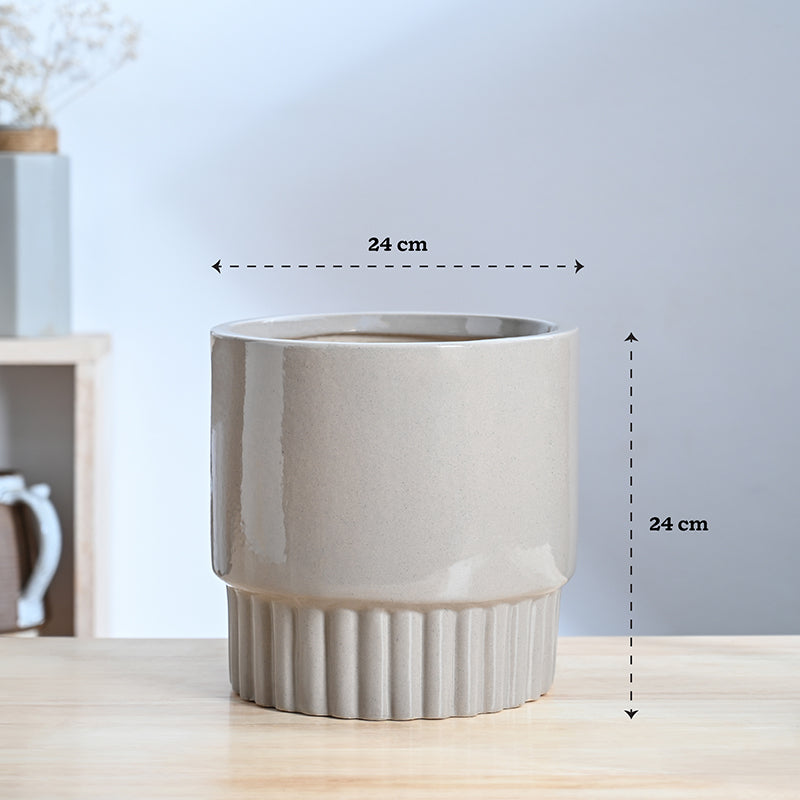 Ugaoo Sleepy Sprout Round Ceramic Planter - Beige media 8