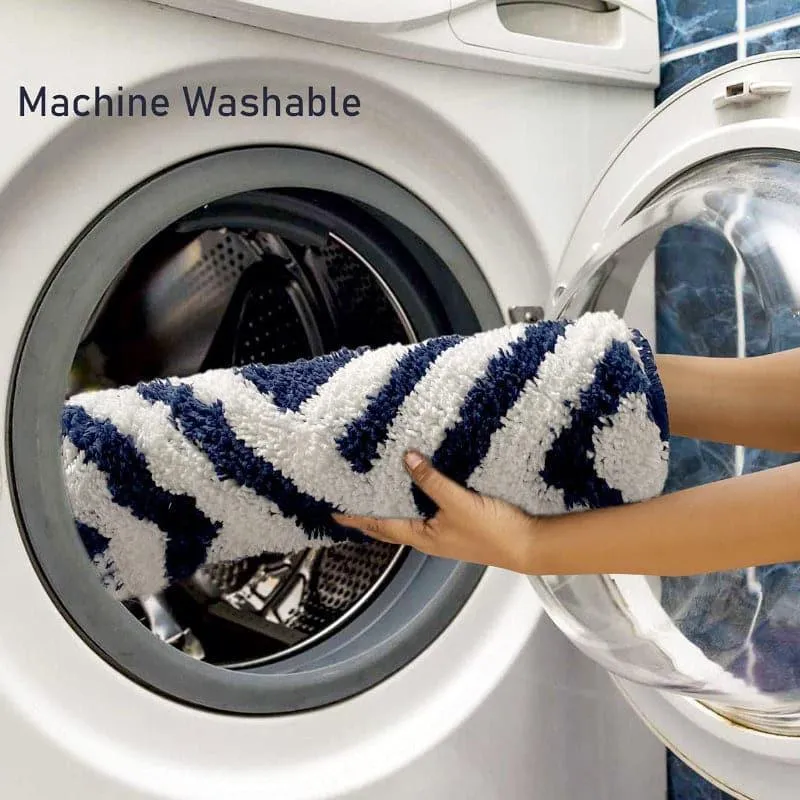Luxe Plush Bathmat - Blue & White media 3