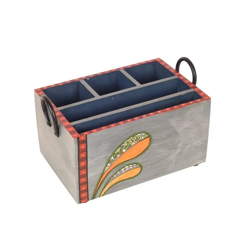 Trinabh Cutlery Holder media 3