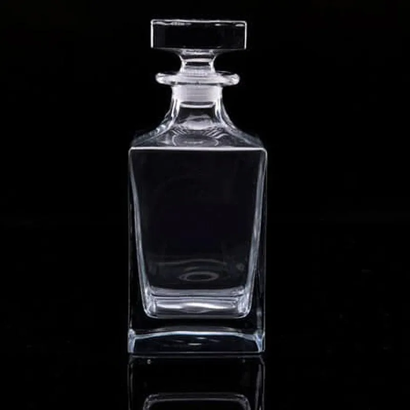 Montclair Crystal Whiskey Decanter - 700 ML media 6