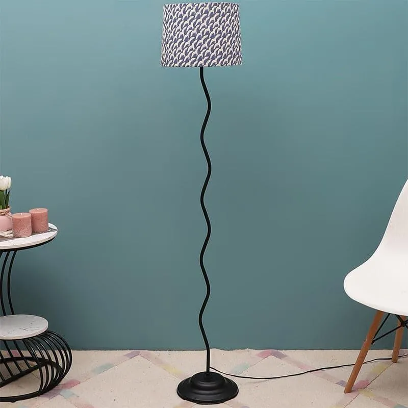 Glara Wavo Floor Lamp media 3