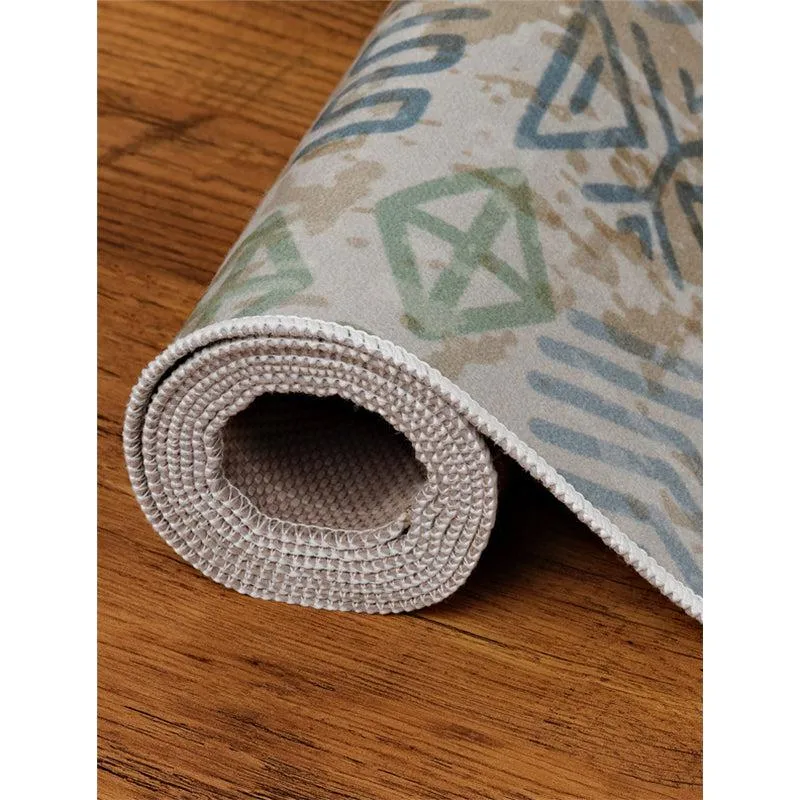 Rolled carpet edge showing the surface and underside
