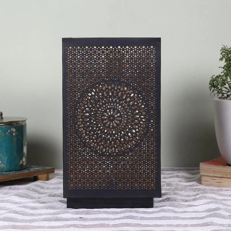Anura Etched Floral Metal Table Lamp With Wooden Base - Black media 3