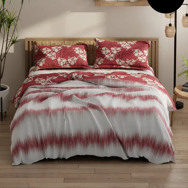 Flora Cuddle I Bedding Set - Four Piece Set media 1