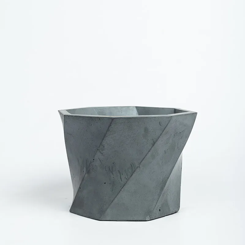 Dycto Swirl Planter media 3