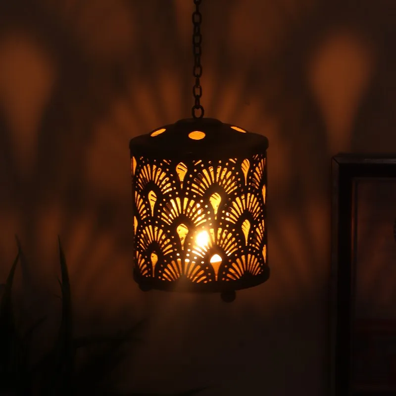 Imperial Glow Tealight Holder media 3