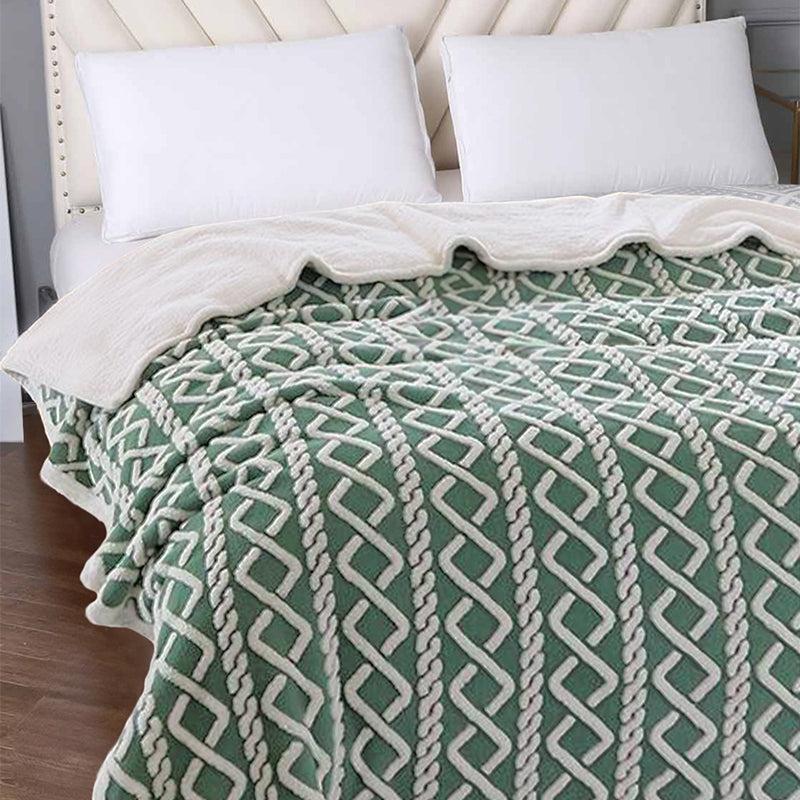 Oriella Geomatric Faux Fur Blanket (Green)  - 210 GSM media 3