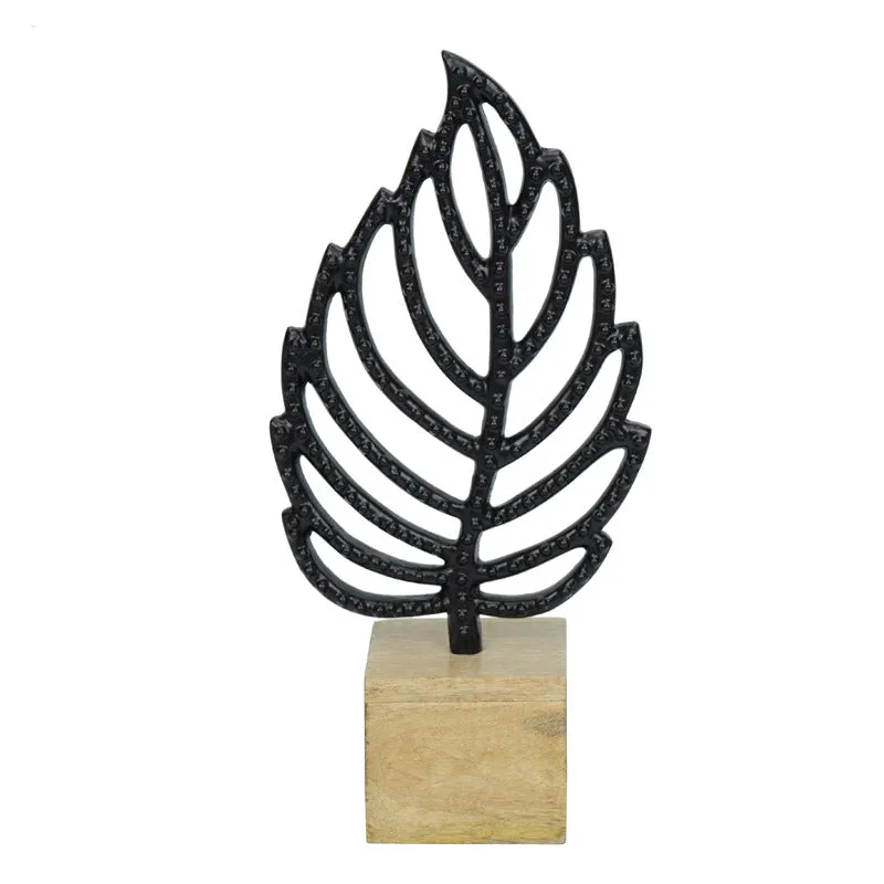 The Leafy Lestora Showpiece - Black media 3