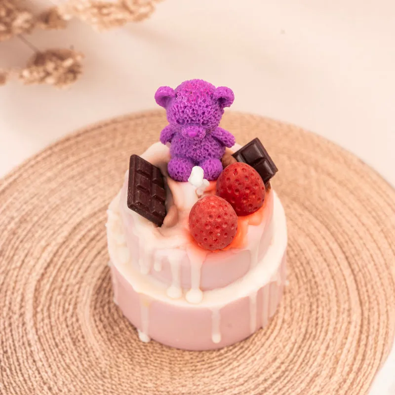 Cake Time Scented Candle - Vanilla, Strawberry media 4