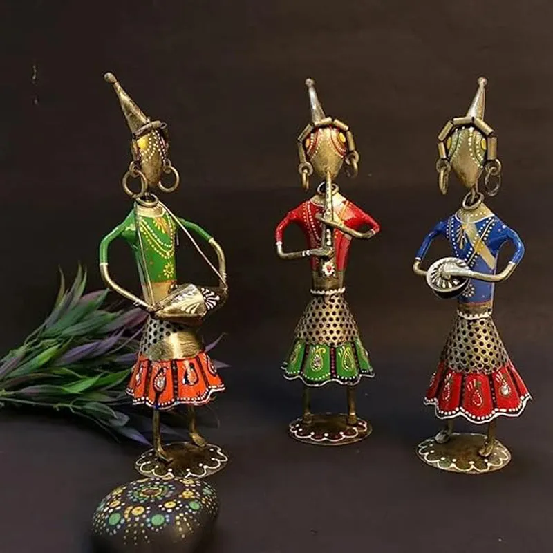 Vibrant Troupe Showpiece - Set Of Three media 1