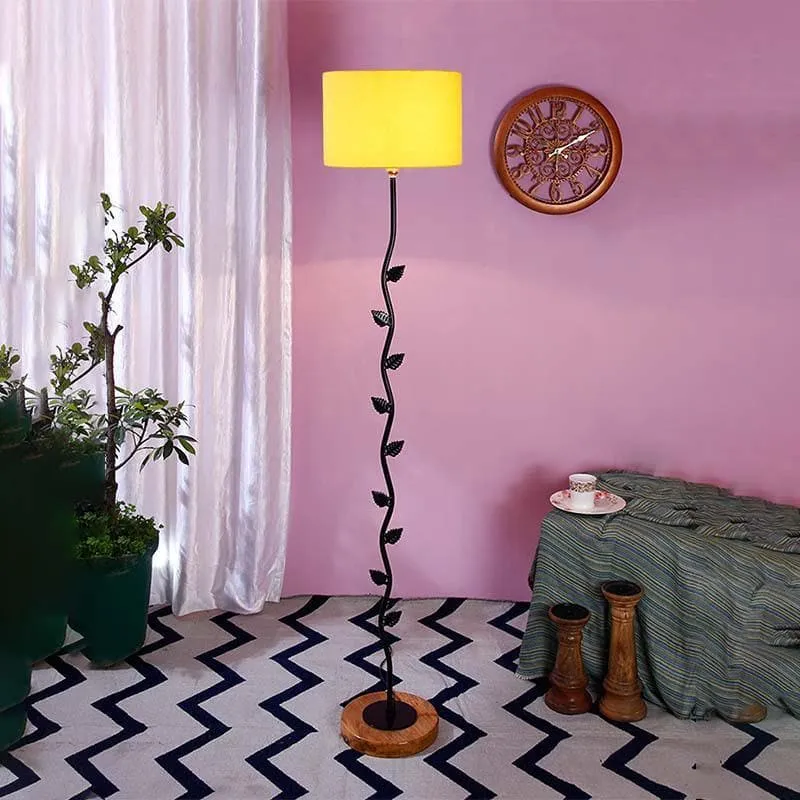 Light Trail Floor Lamp - Yellow media 4