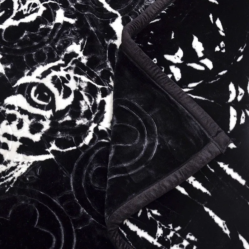 Obsidian Roar Blanket - 1300 GSM media 6