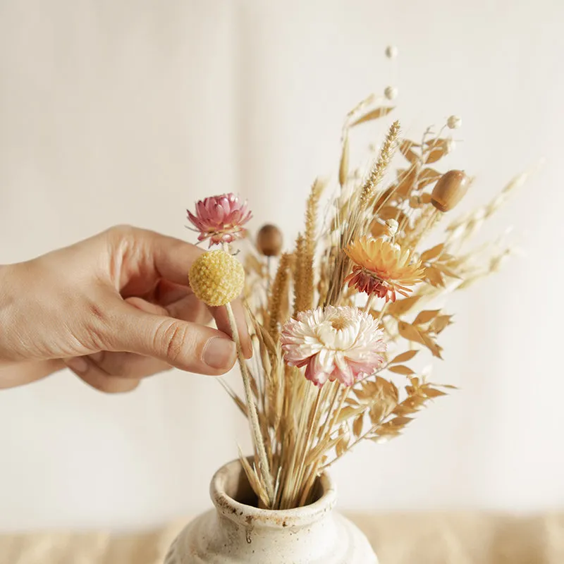 Sunhusk Nova Porcelain Vase With Dried Flower media 4