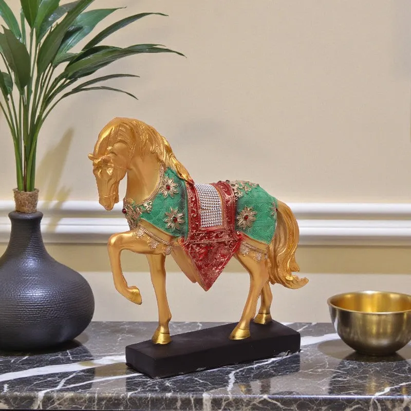 Heritage Horse Polyresin Showpiece media 1