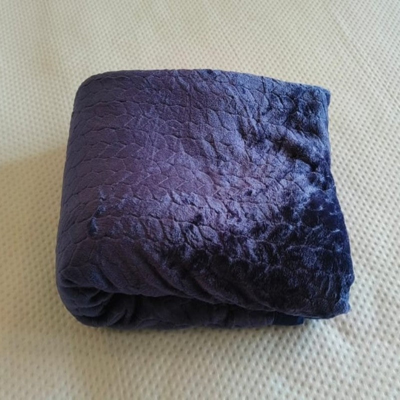 Plushyn Solid Woolen Blanket (Blue) - 300 GSM media 5