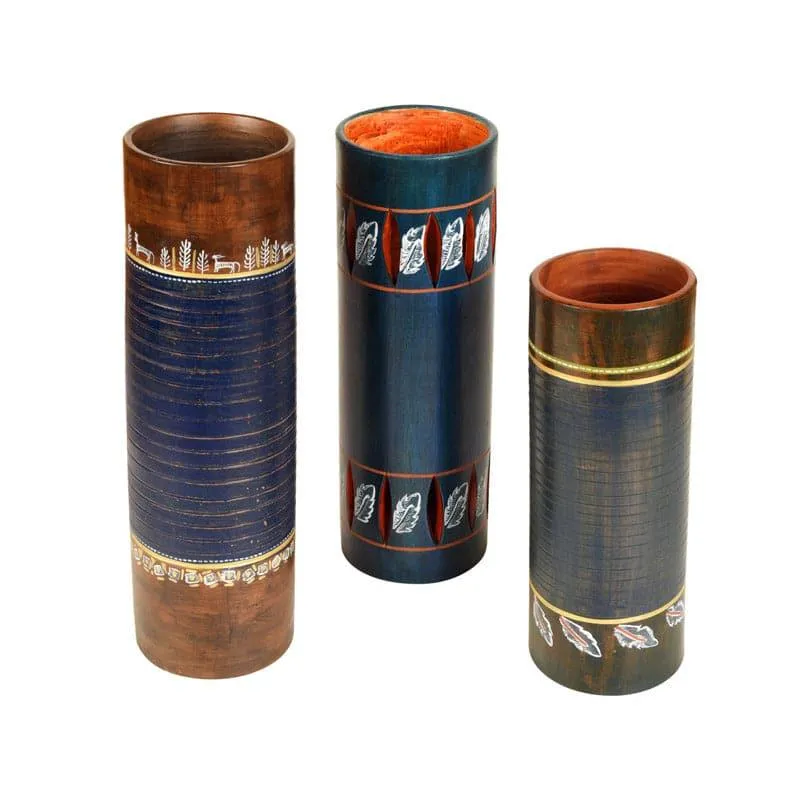 Yeol Tribal Terracotta Vase - Set Of Three media 4
