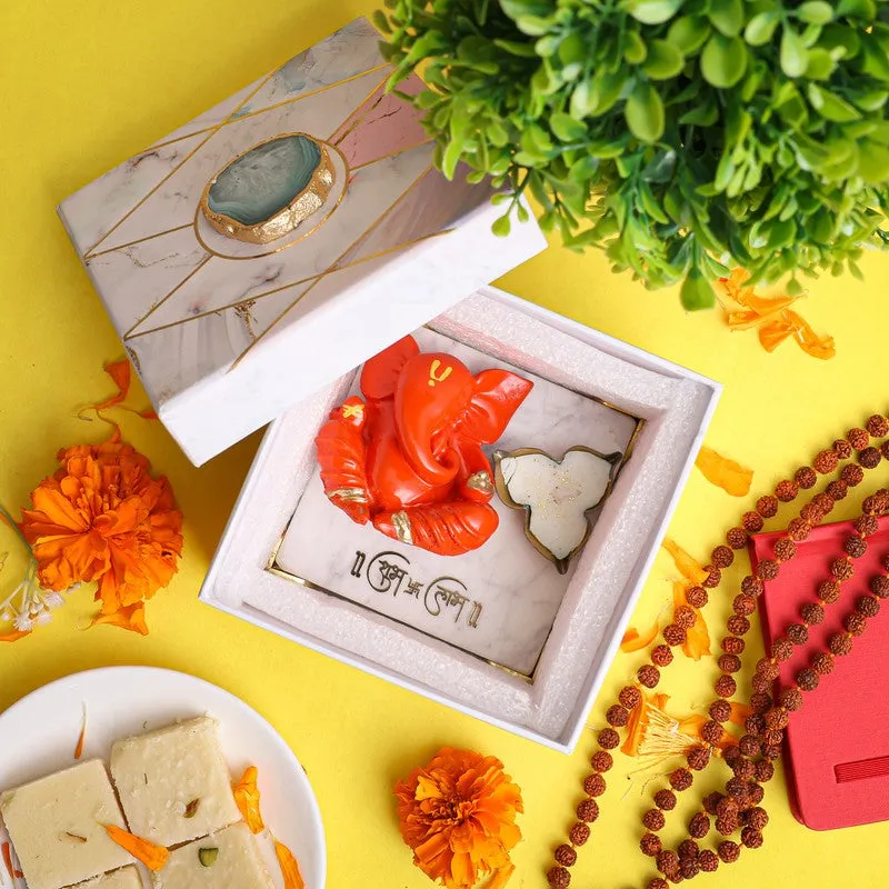 Gajanan Idol with Candle & Choki - Four Piece Set media 3
