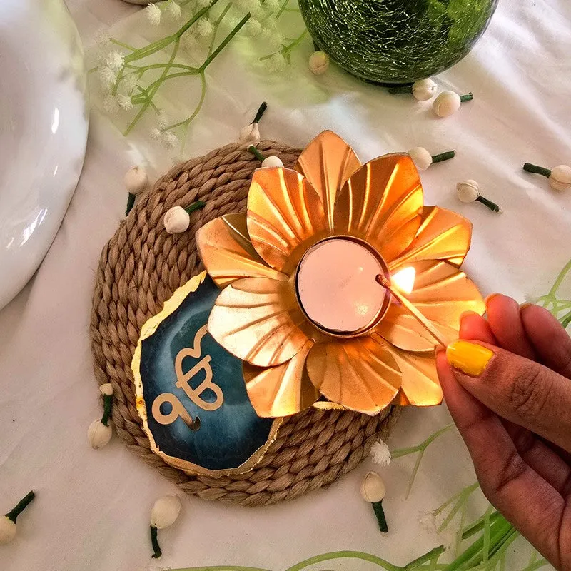 Ishvarae Tea Light Candle Holder - Green media 4