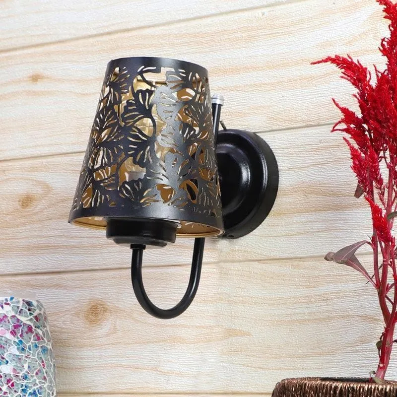 Pattey Etched Metal Wall Lamp media 3