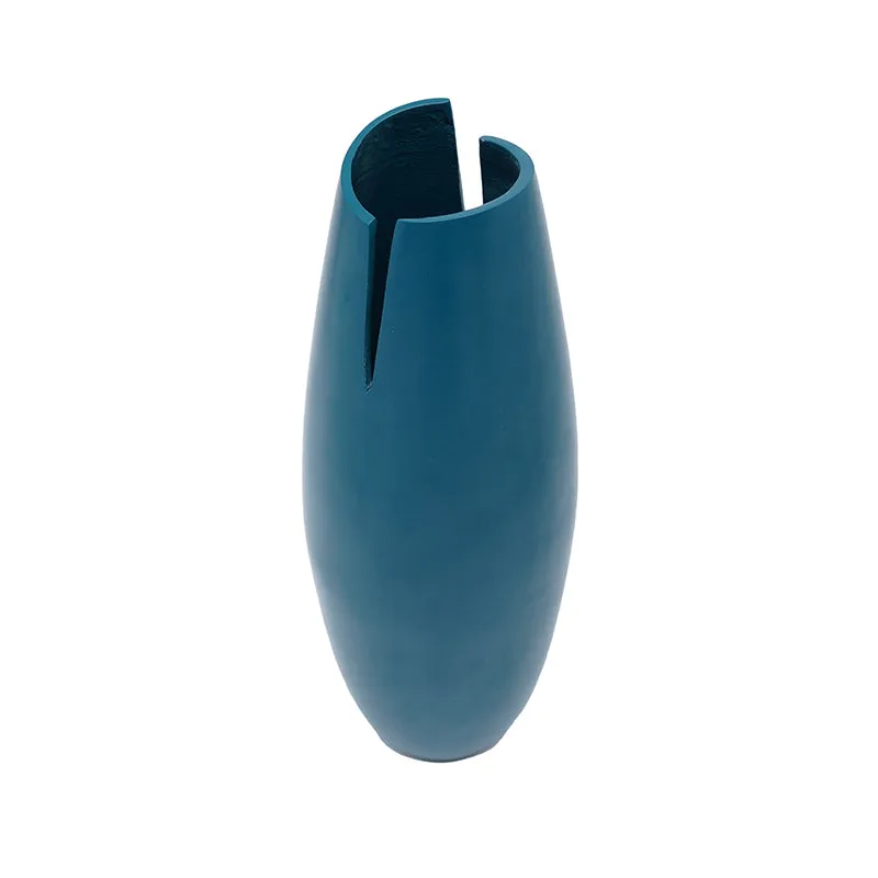 Ihina Metal vase media 4