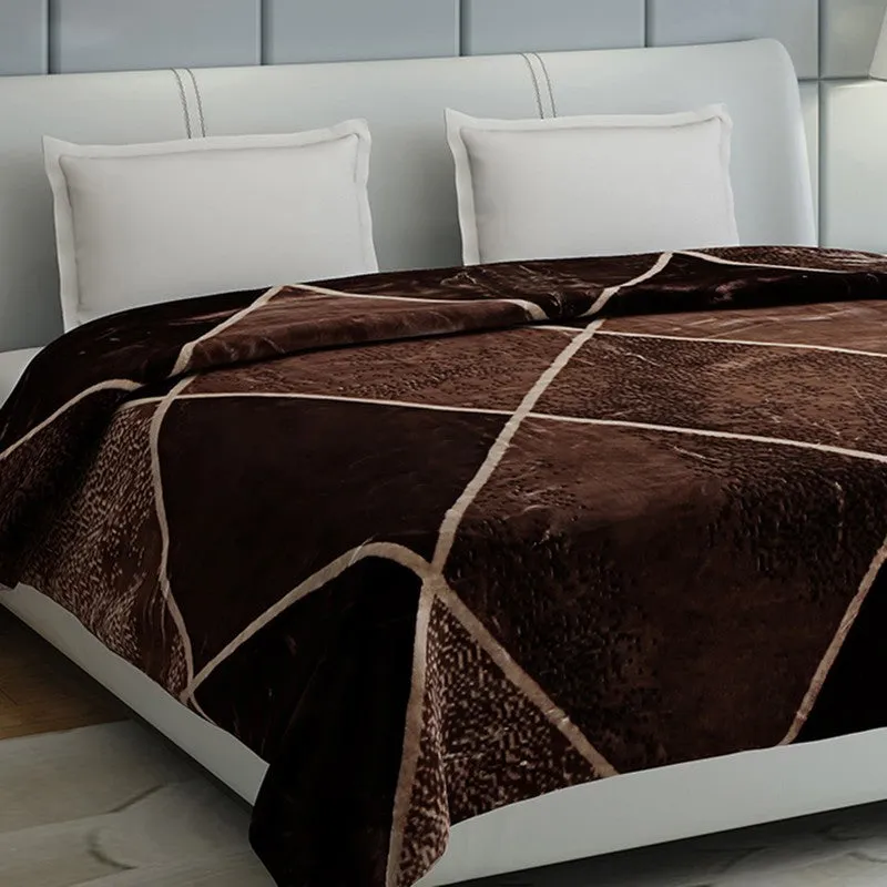 Monte Carlo Chocolate Dreamscape Blanket - 1000 GSM media 4