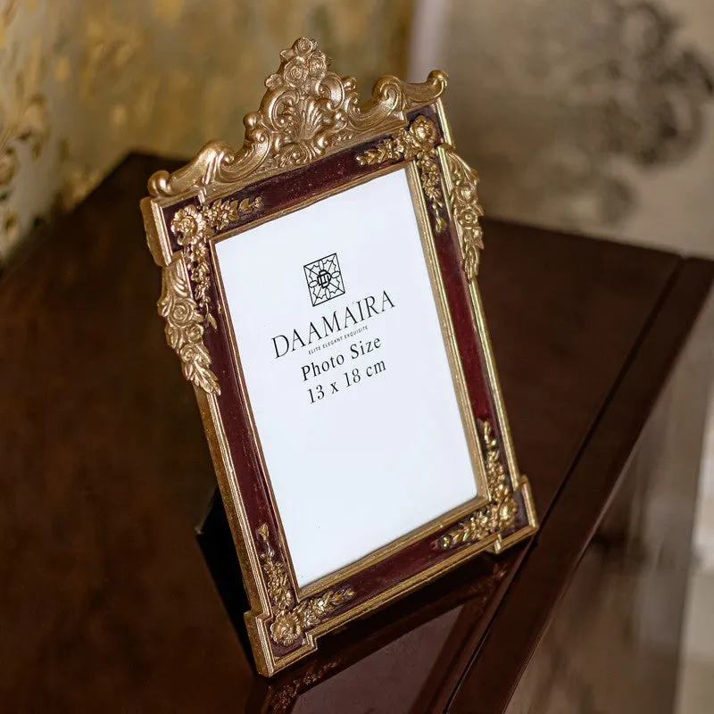 Vintage Crest Photo Frame media 5