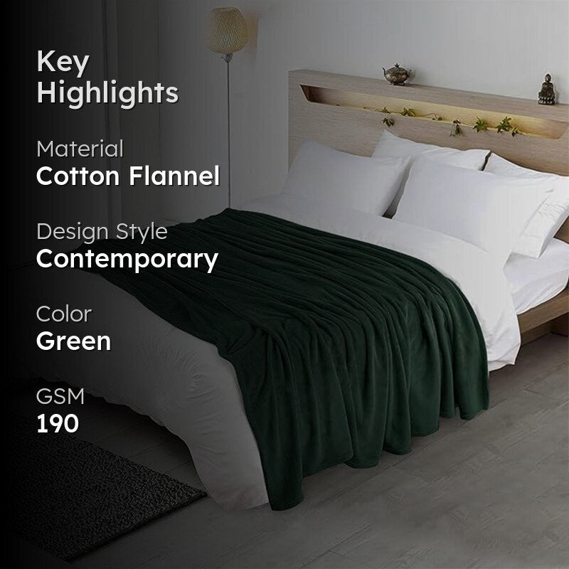 Sarva Solid Knitted Cotton Flannel Blanket (Dark Green) - 190 GSM media 2