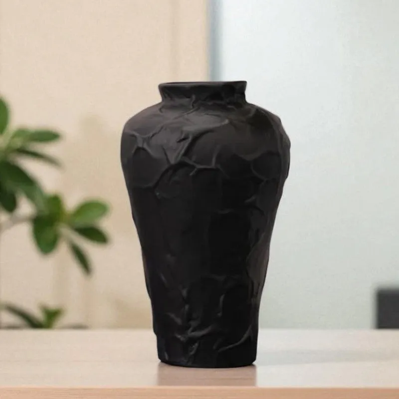 Subtlea Ceramic Vase media 3