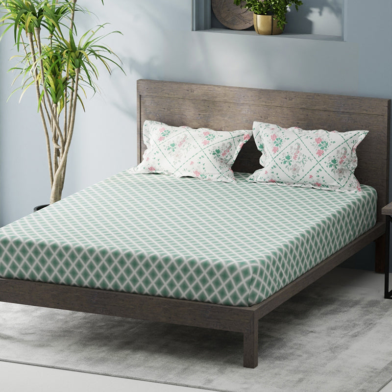 Harlow Geometric Bedsheet (Green) - 150 GSM