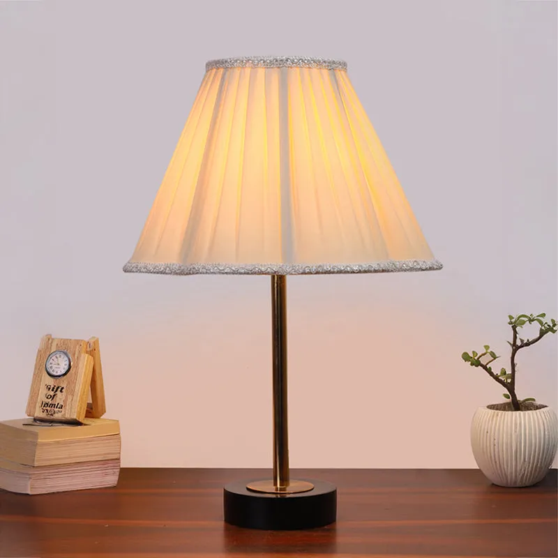 Pleatra Rodin Wooden Table Lamp - White,Gold,Black media 2