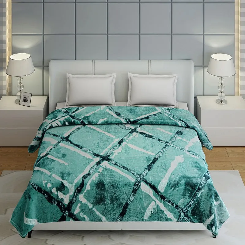 Monte Carlo Oceanic Mirage Blanket - 1000 GSM media 3