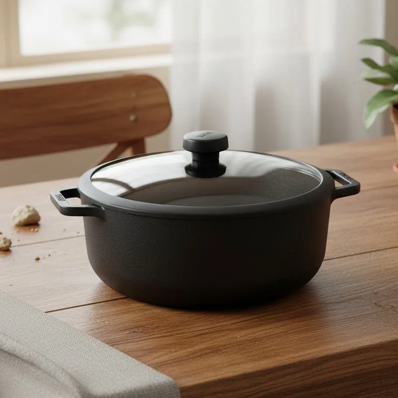 Meyer Cast Iron Cooking Pot with Lid - 5200 mL media 1